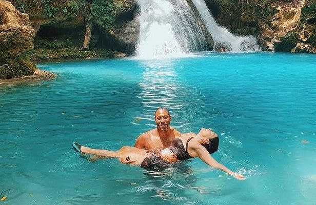 Martha brea rafting and blue hole “COMBO TOUR”from montegobay