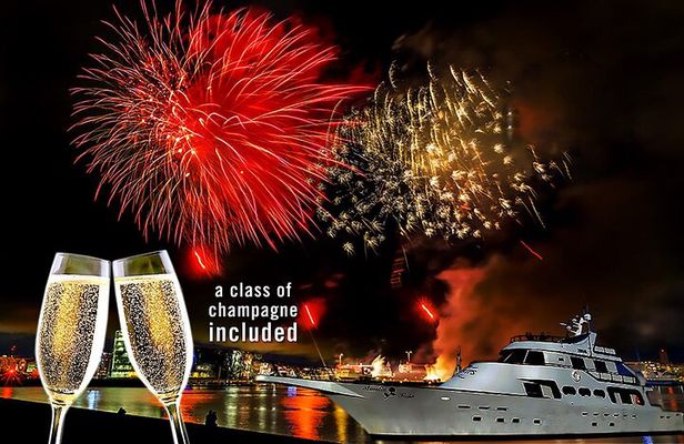 New Year's Eve Reykjavík Cruise