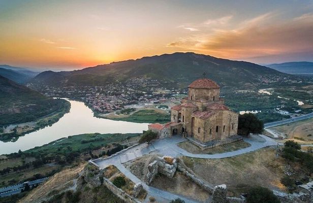 Mtskheta - Jvari Private Tour + Chronicles of Georgia 