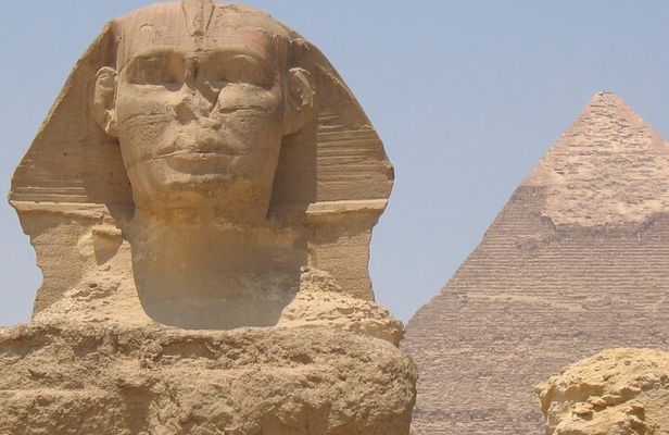 Private Trip to Cairo Pyramids from Hurghada