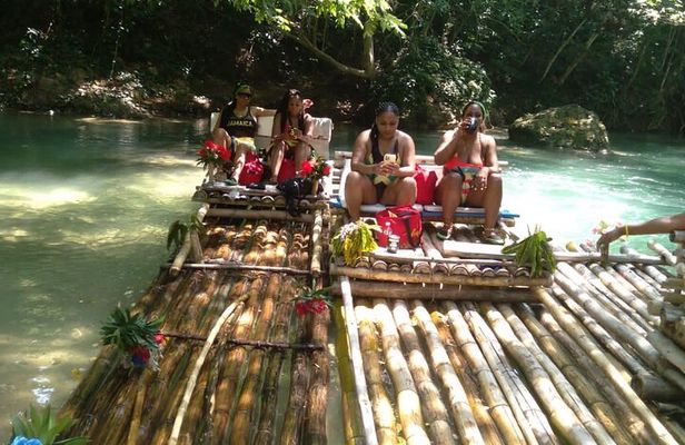 1 Hour Private Rafting Experience in Jamaica