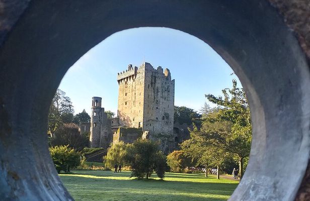 Private tour of, Blarney Castle, Cork City and Kinsale