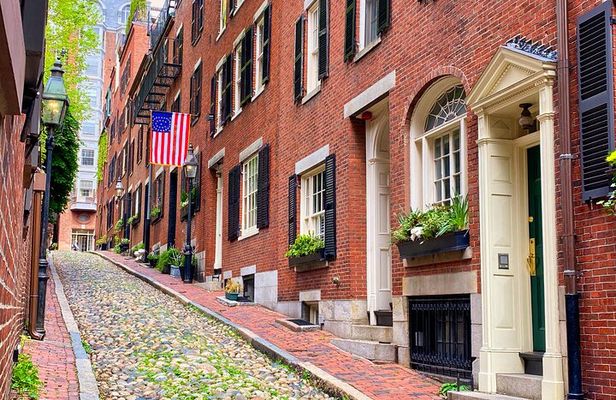 Beacon Hill History + Scenic Photo Walking Tour
