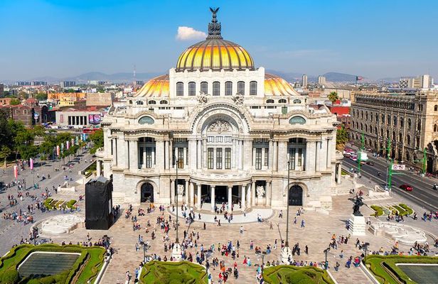 Walking Mexico City Tour with Anthropology Museum