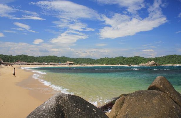 Bays of Huatulco Boat Tour