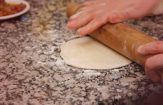 BA: Small-Group Empanadas Cooking Class in Palermo