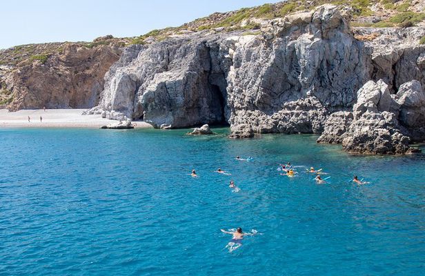 East Coast Bay to Bay Full-Day Boat Trip with Transfers