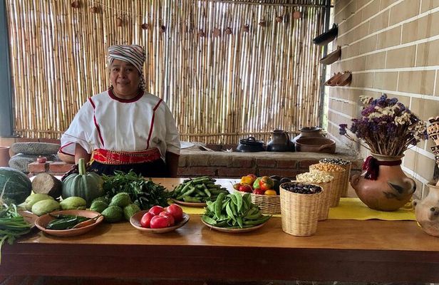 Traditional Cooking Class with Minerva Lopez