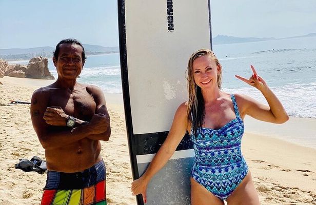 Surf Lessons in CABO with Mexico Surf Champ!