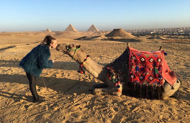 Half-Day Tour to Giza Pyramids, Sphinx with Camel Ride