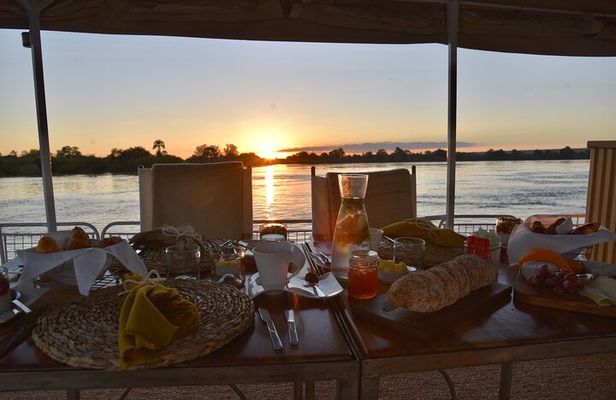 Sunrise Cruise on the Zambezi River