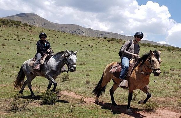 Horseback Riding Chakan (DEVIL'S BALCONY)