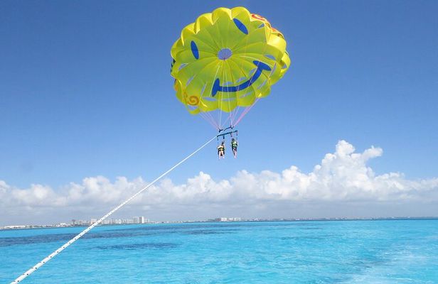 Cancun Seaside Parasailing and Maya Ruins Combo