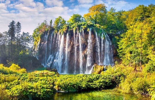 Split to Zagreb via Plitvice Lakes (3 hours stop is included)