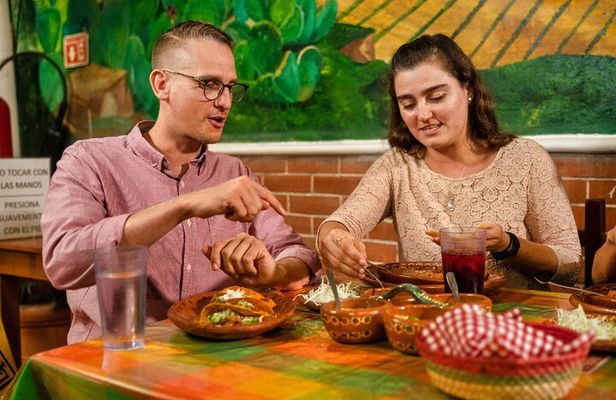 Private Ultimate Cancun Taco and Street Mexican Food Tour