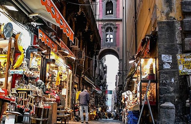 Naples Walking tour of the Historical Center