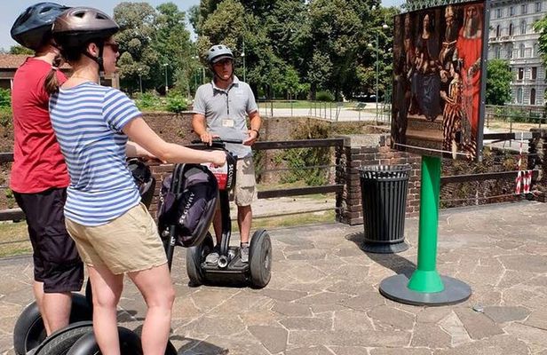 Milan: Private Segway Tour with Live Local Guide - 4 hours