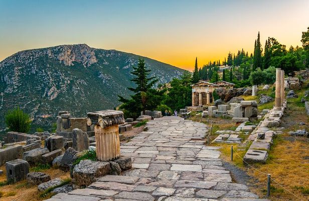 Delphi One Day Trip from Athens