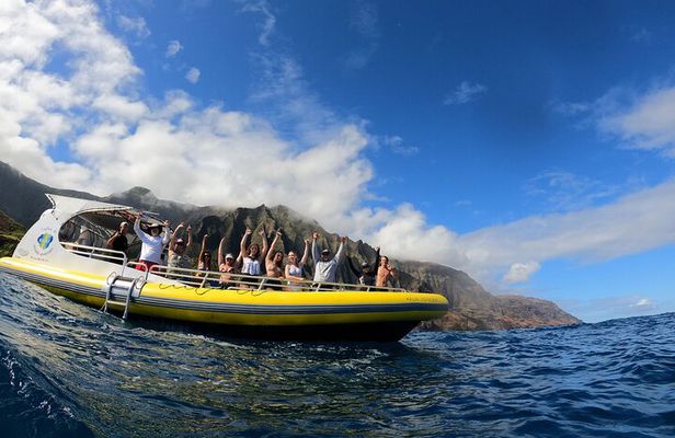 Na Pali Coast Super Raft Adventure with Snorkel