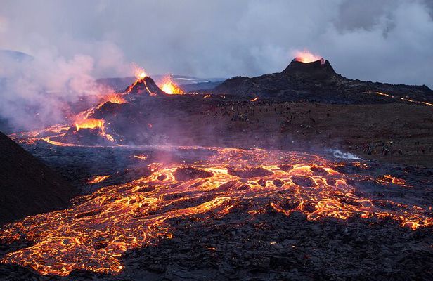 Private Full-Day Tour to Geldingadalir Active volcano from Reykjavik
