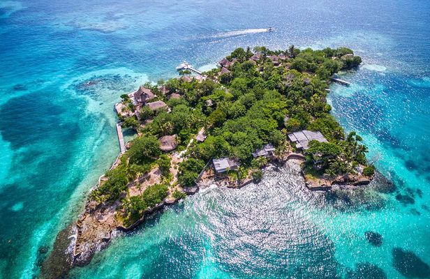 Adventure 5 Rosario Islands with Snorkel and plankton in Cartagena de indias