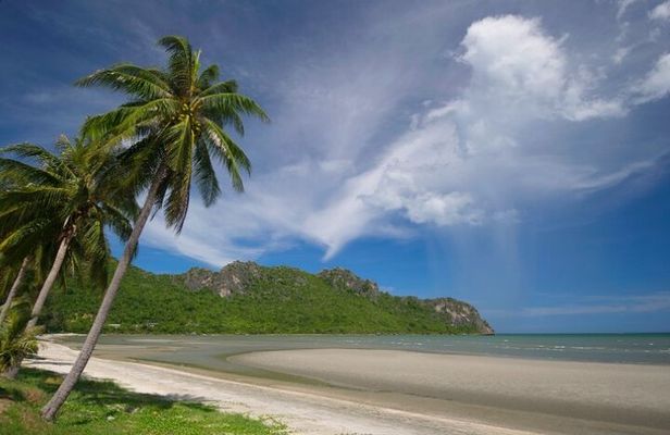 Stunning Ao Manao Bay & Prachuabkirikhan Private Guided Tour of Hua Hin