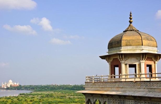 Taj Mahal Tour From Jaipur With Skip The Line Option