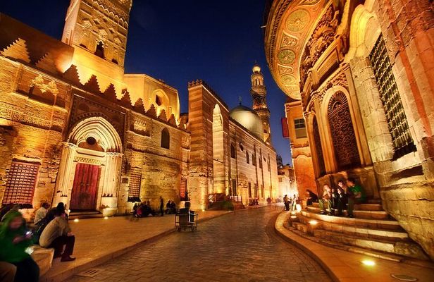 Private Tour to Khan el-Khalili from Cairo International Airport