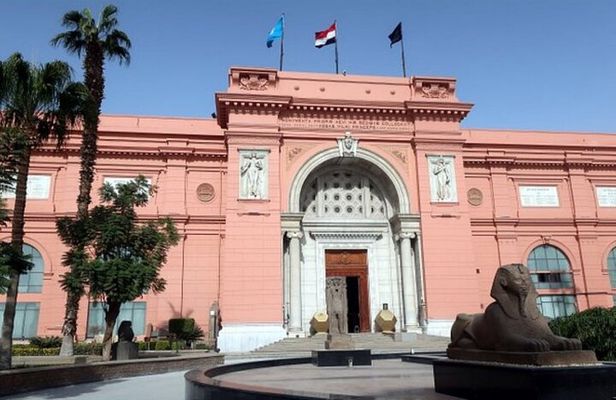 Private tour to the Egyptian Museum, Islamic Cairo, Coptic Cairo