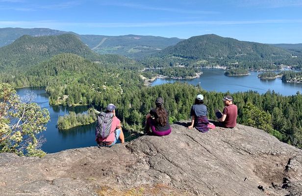 Sunshine Coast Escape (Around Vancouver) Small Group Tour