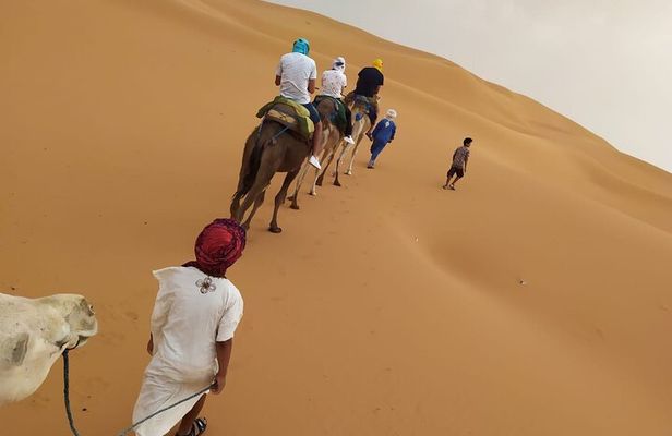 2-Days Desert Tours from Fes with Overnight in Luxury Camp