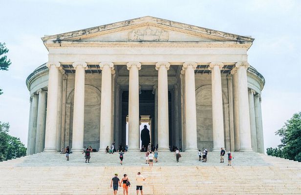 Day or Night Grand Tour of DC with Optional Mount Vernon Upgrade