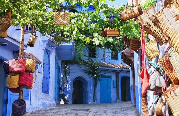 Fez to Chefchaouen Day Trip - group tour