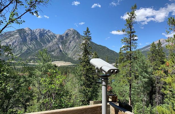Banff LOST TOWNS and Untold Stories! 1.5hr Walk + Transportation