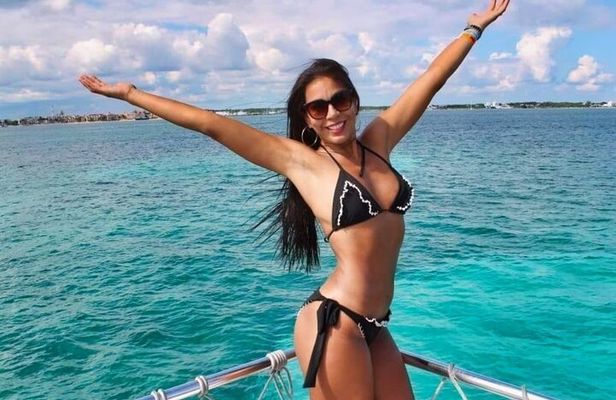Discovering Isla Mujeres on a Double Decker Catamaran