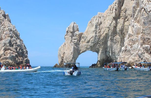 Combo Tour: City Tour of Cabo San Lucas and Beach Day