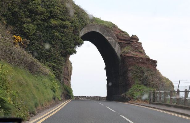 2-Day Northern Ireland Giants Causeway Private Luxury Car Tour
