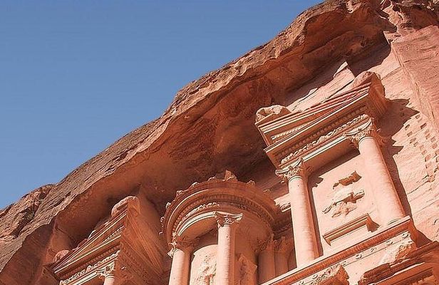 Jordan Short Escape: Private 2-Day Ideal & Premium Journey