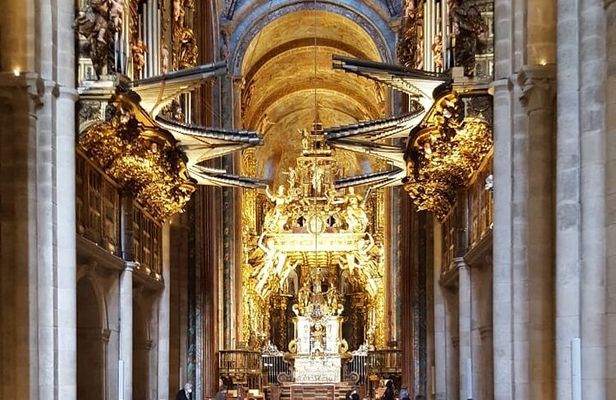 PRIVATE Cathedral and museum tour SPANISH or ENGLISH