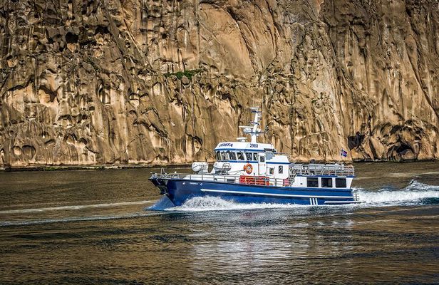 Boat Tour in Vestmannaeyjar