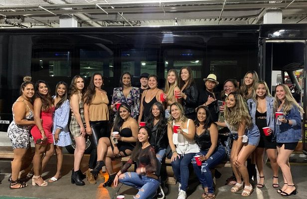Las Vegas Bar Crawl by Party Bus with Free Drinks