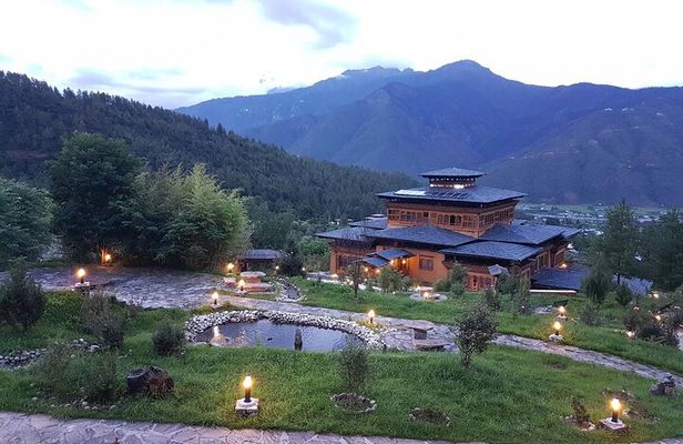 9 Days Authentic Bhutan Tour by Local Experts