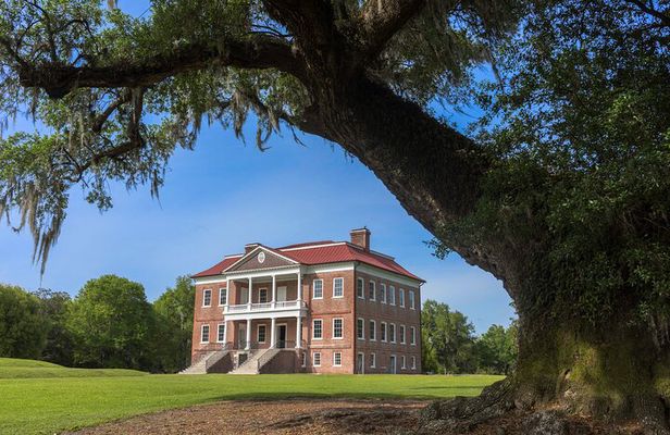 Drayton Hall Admission Ticket with Interpreter-Guided Tour