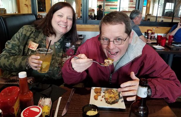 Cajun Food Bus Tour in Lafayette