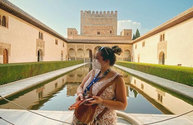 Alhambra Unique Experience: Private visit with official guide