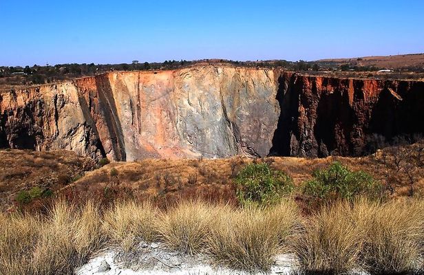 Pretoria City Tour and Cullinan Mine Tour from Johannesburg