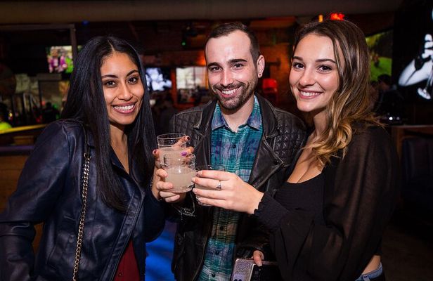Drink, Mingle and Dance Club Tour