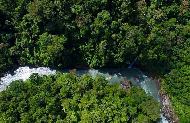 2-Day Tour of the Pacuare River in Costa Rica.