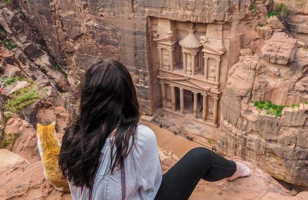 3-Day Jordan Tour from Jerusalem: Petra, Wadi Rum & Baptism Site