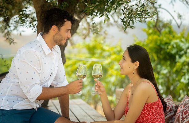 Heraklion SUV Private Guided Wine Tour with Lunch